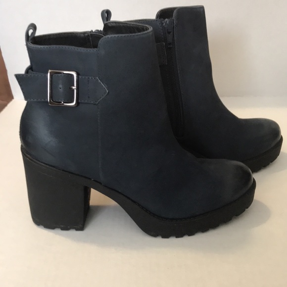 Hibou All Leather Ankle Boots - Picture 1 of 6